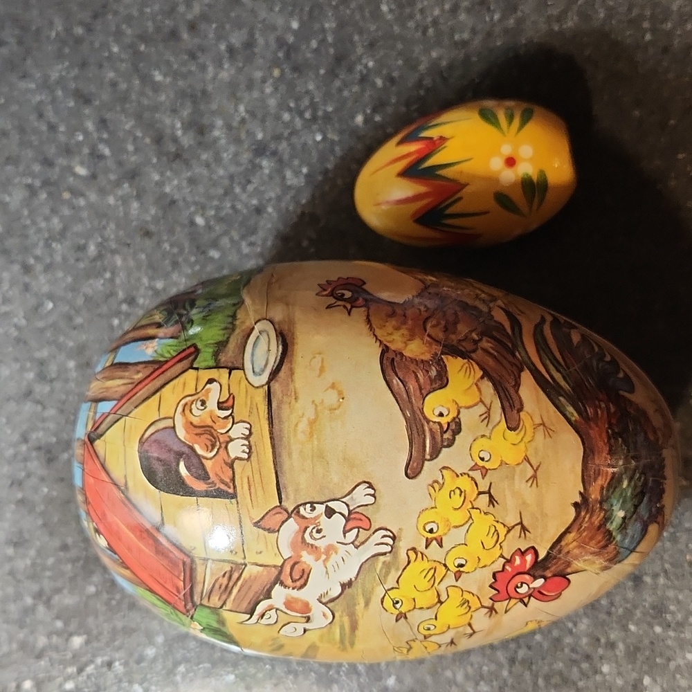 Antique 1940's German Paper Mache' Easter Egg Farm Themed Candy Container